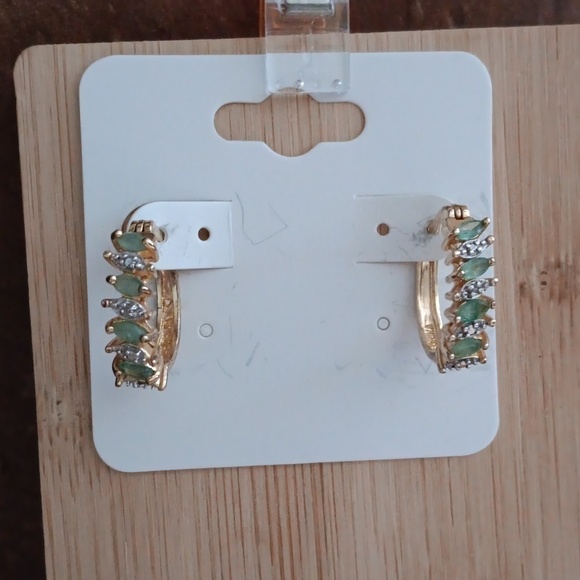 925 Silver Gold Plated Green Stone Marcasite Accent Hoop Earrings - Picture 1 of 7